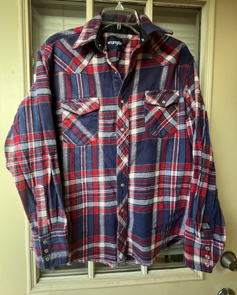 VTG Wrangler Flannel Western Snap Shirt Red Blue Plaid Heavy X-Long Tails Men XL